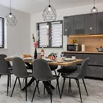 By Interhome *
