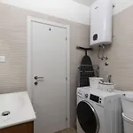 By Interhome * Светвинченат
