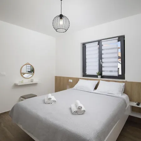 By Interhome